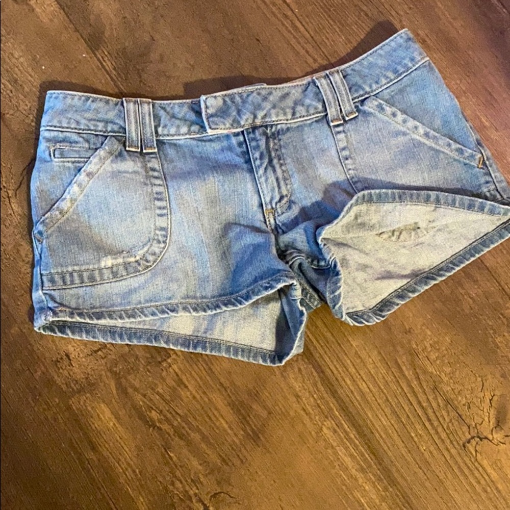 American Eagle shorts size 4